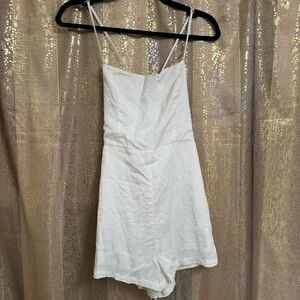 NBD Revolve White Lace Up Back Linen Shorts Romper Medium